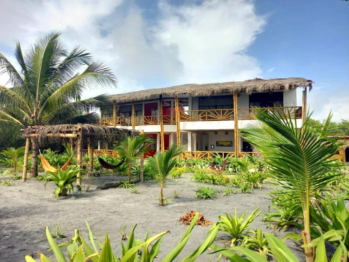 Seaside Garden Ecolodge Mompiche Buitenkant foto